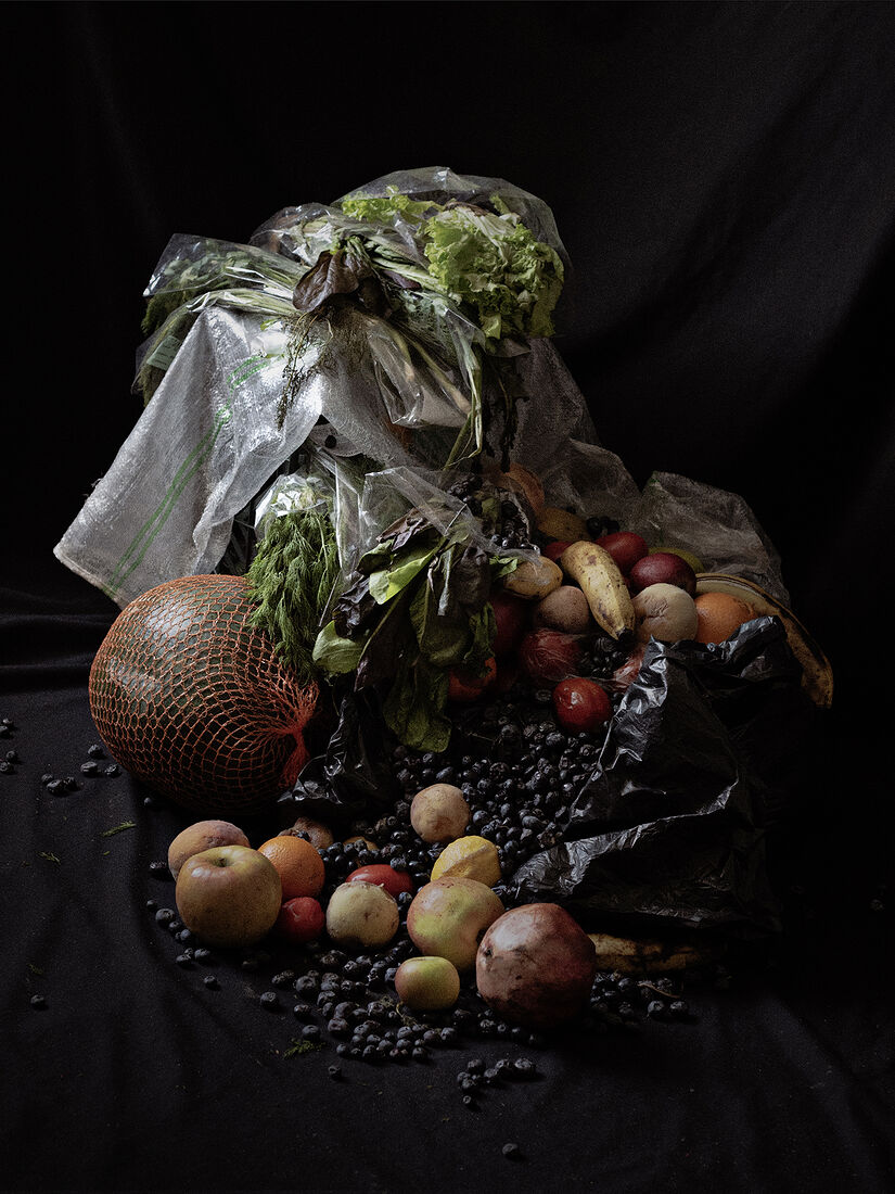 Цифровая печать на фотобумаге. Размер 90 см * 120 см